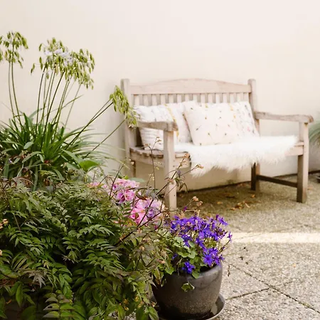 Lodgenr18 * Apeldoorn